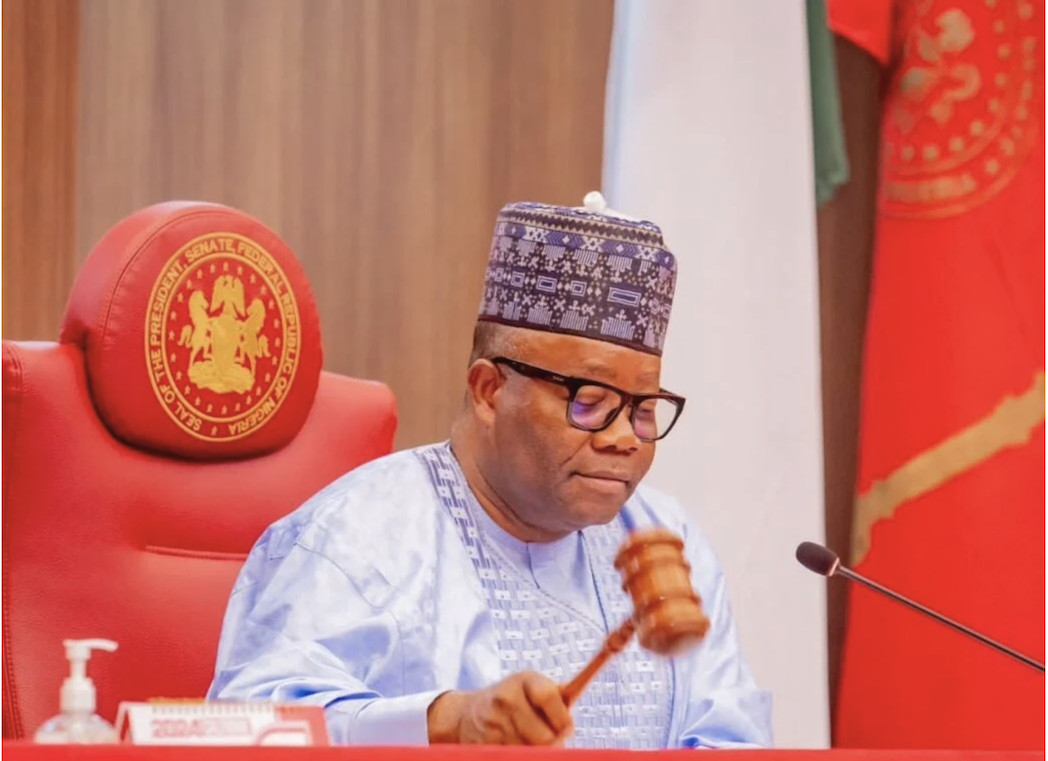 Senator Godswill Akpabio( Senate President), said that federal lawmakers will integrate campaign while doing their jobs.
