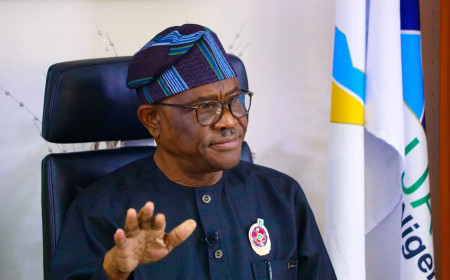 Rising APC Defections Boost Wike’s Rainbow Coalition Ahead of 2027 Polls